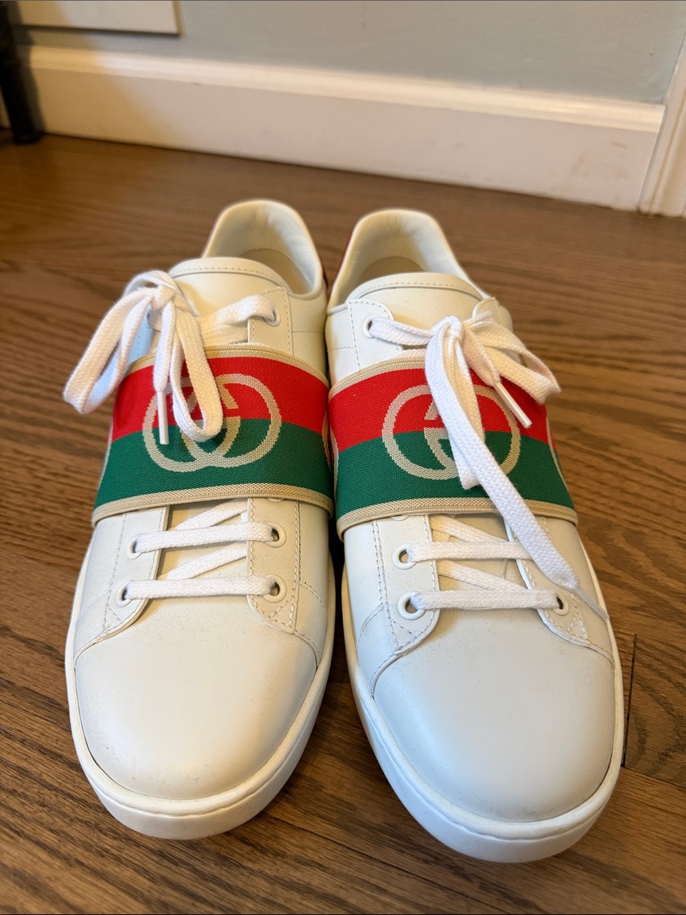 Gucci White Leather Sneakers with Red Heel Panels